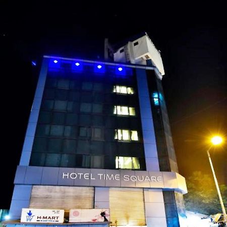 Fabexpress Time Square Hotel Thane Exterior foto