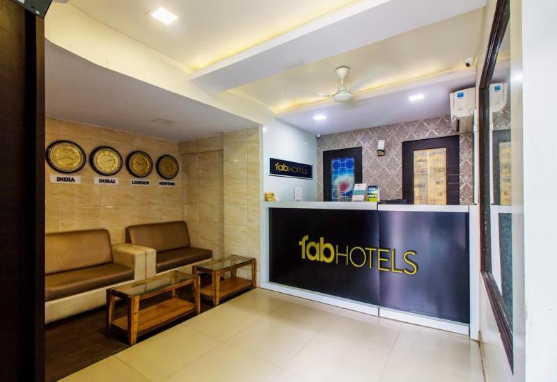 Fabexpress Time Square Hotel Thane Exterior foto