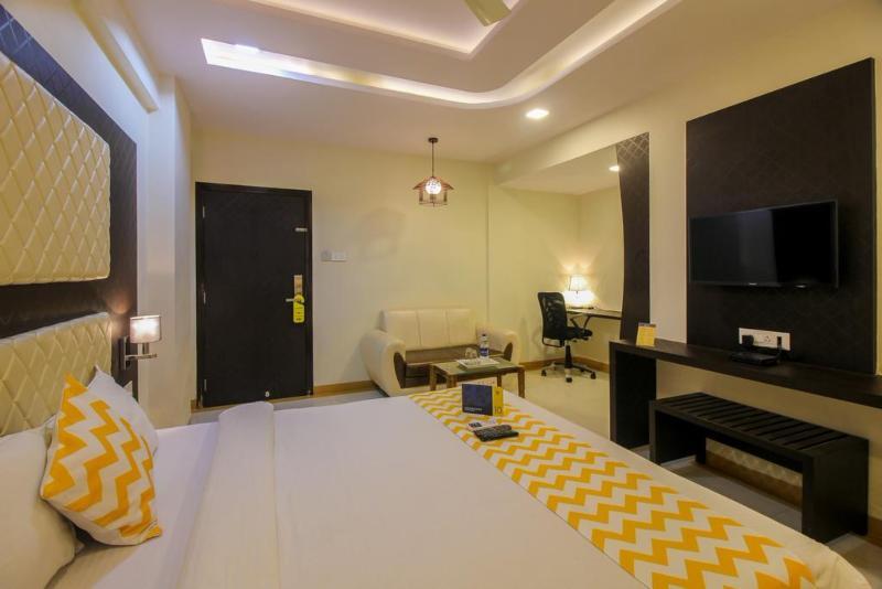 Fabexpress Time Square Hotel Thane Exterior foto