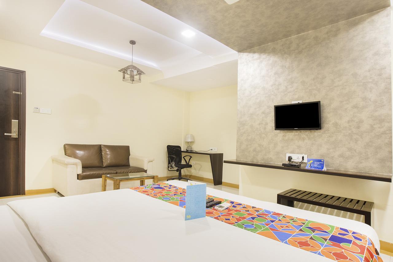 Fabexpress Time Square Hotel Thane Exterior foto