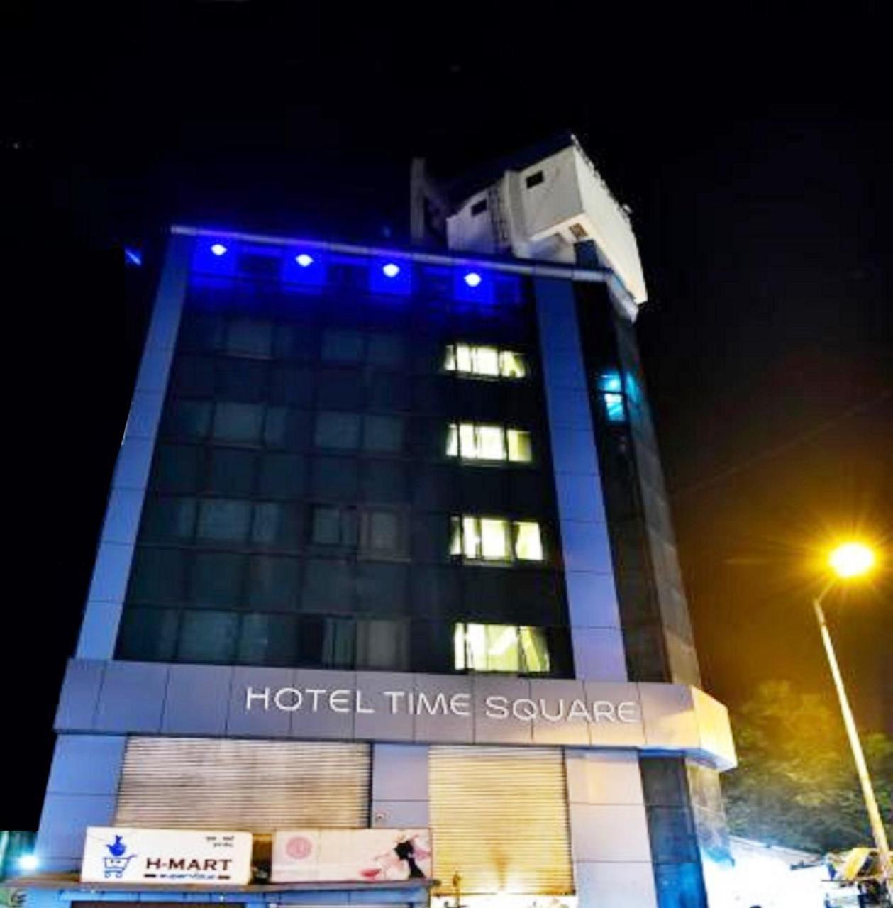 Fabexpress Time Square Hotel Thane Exterior foto