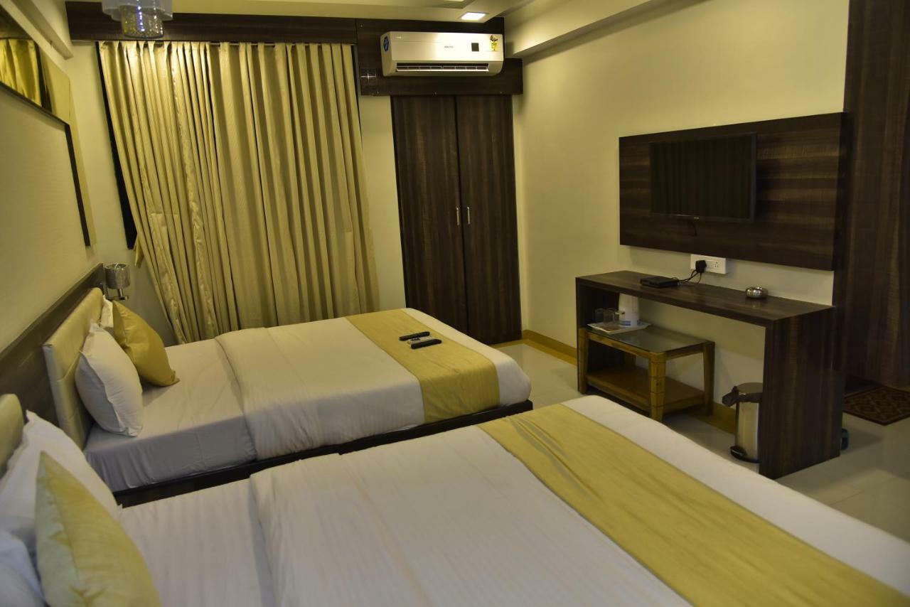 Fabexpress Time Square Hotel Thane Exterior foto