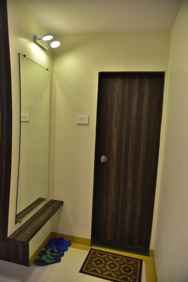 Fabexpress Time Square Hotel Thane Exterior foto
